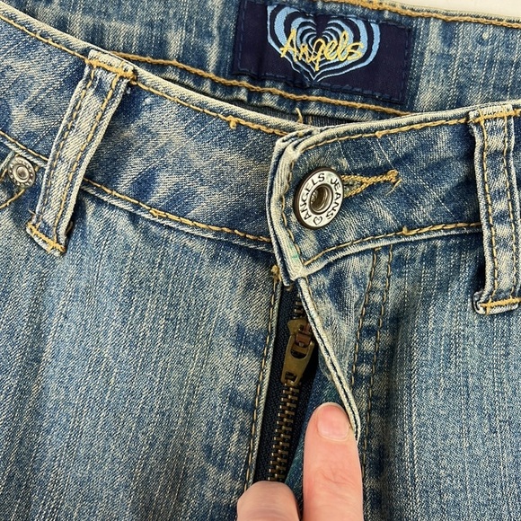 Angels light wash  cuffed capris size - Picture 4 of 11